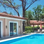Akka Villa