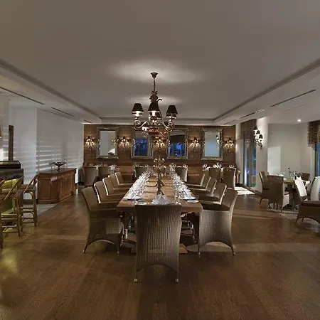 Akka Villa